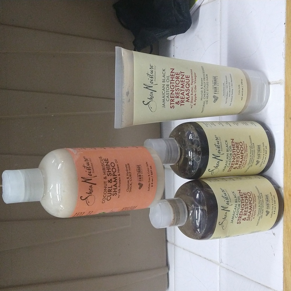 Bundle of 4: Jamaican Black Castor Oil Strengthen & Restore & Coconut & Hibiscus